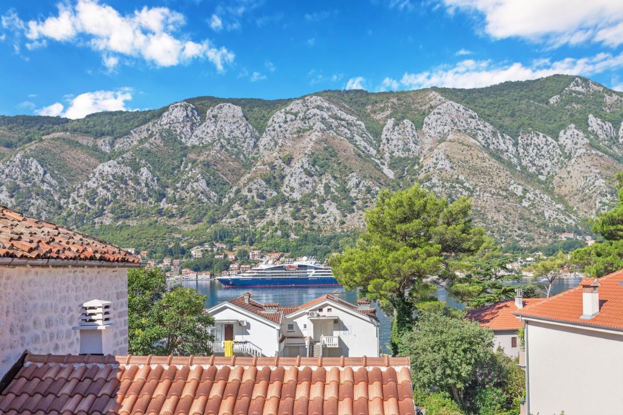 Seafoam Apartment Kotor Buitenkant foto