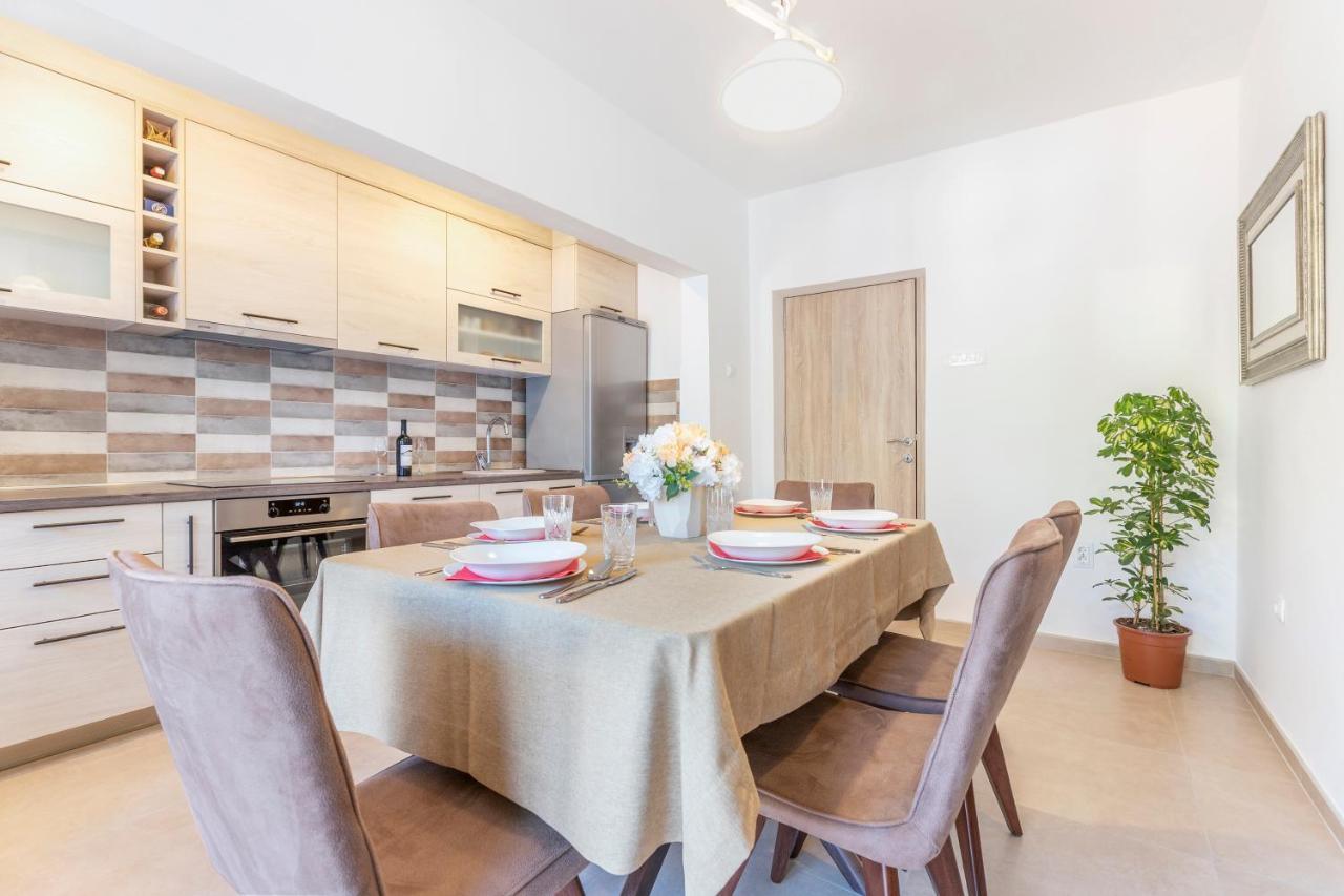 Seafoam Apartment Kotor Buitenkant foto