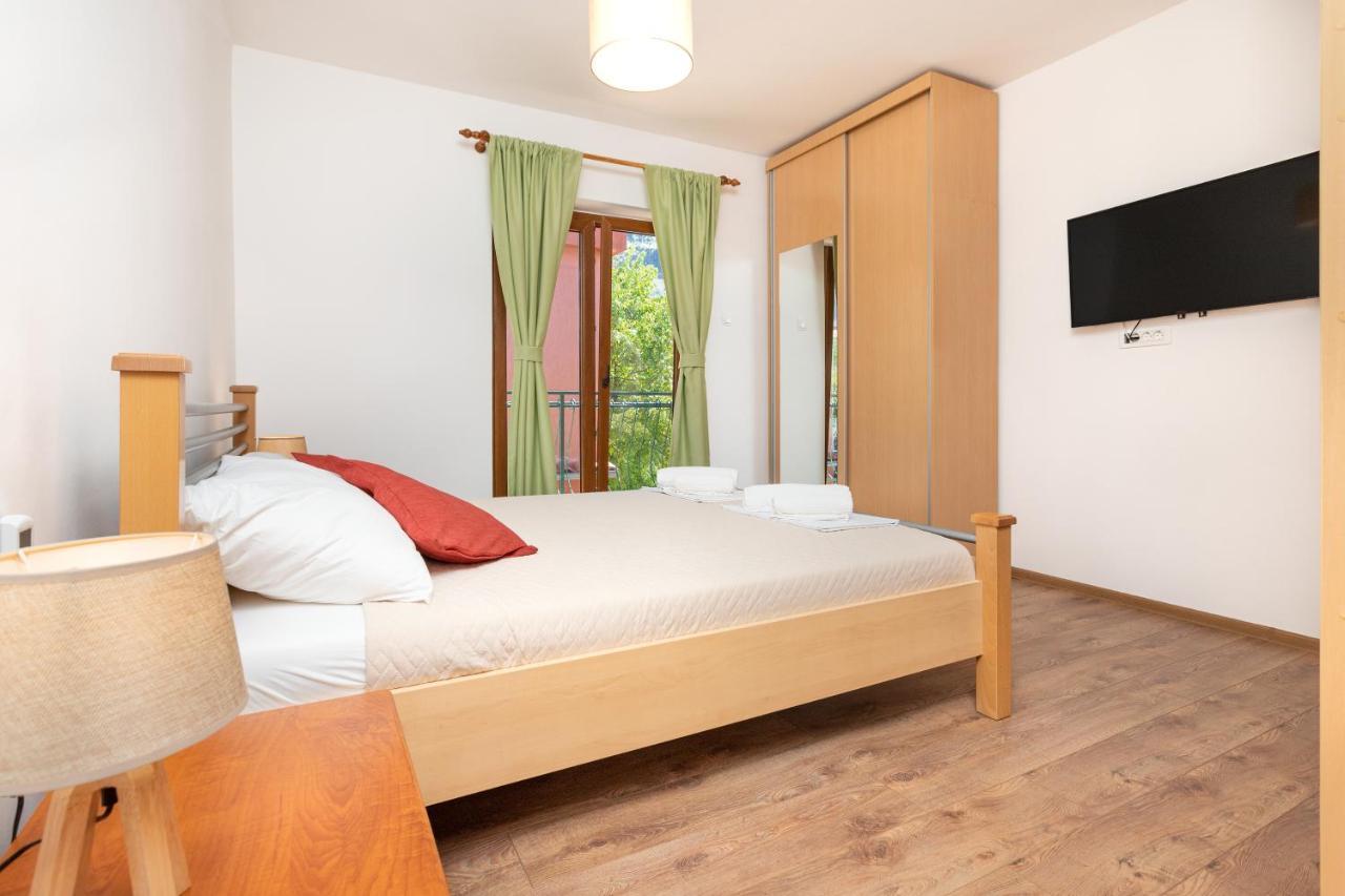 Seafoam Apartment Kotor Buitenkant foto